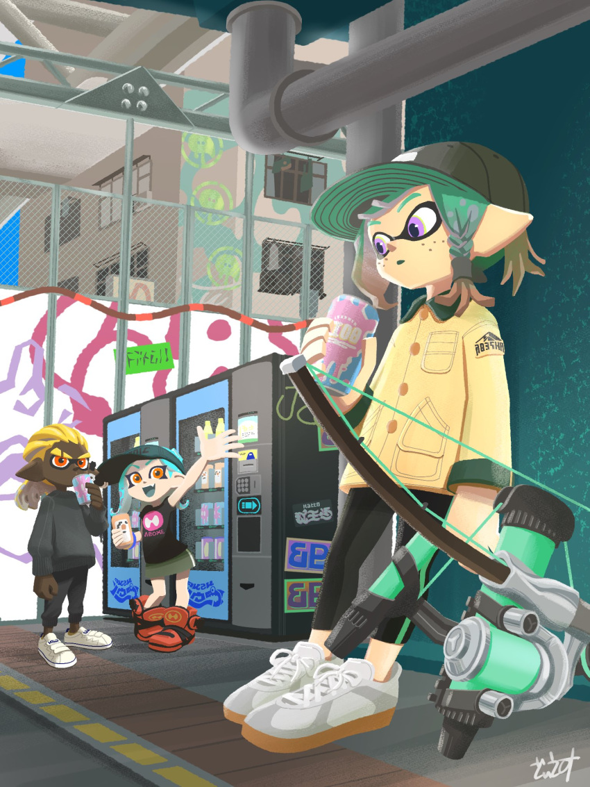 1girl 2boys aqua_hair baseball_cap black_headwear black_leggings black_shirt blonde_hair bow_(weapon) can commentary_request cross-laced_footwear dark-skinned_male dark_skin drink_can eyebrow_cut freckles hat highres holding holding_bow_(weapon) holding_can holding_weapon inkling inkling_boy inkling_player_character leggings medium_hair multiple_boys octoling octoling_girl octoling_player_character open_mouth orange_eyes outdoors pointy_ears print_shirt purple_eyes shirt shoes smile soda_can splatoon_(series) splatoon_3 standing tentacle_hair tri-stringer_(splatoon) vending_machine visor_cap waving weapon white_footwear xdies_ds