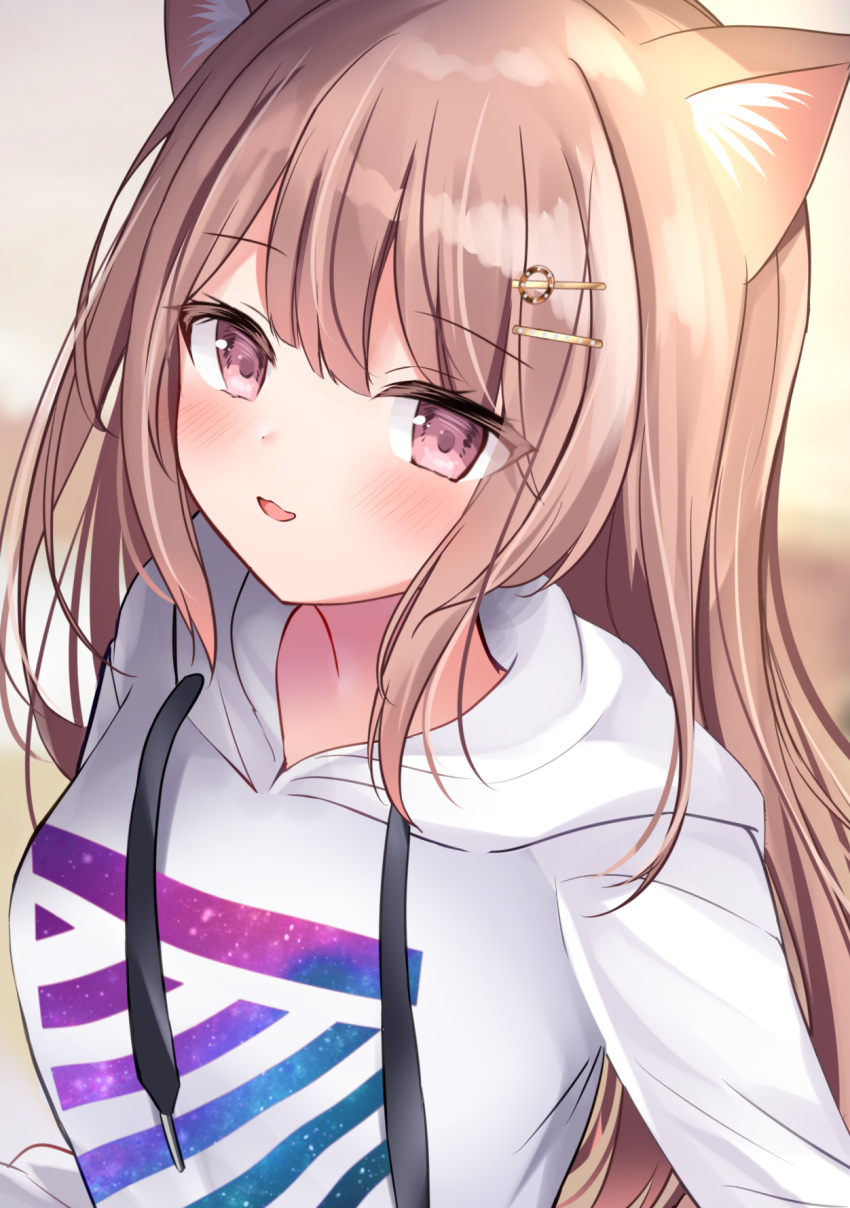 1girl animal_ear_fluff animal_ears bad_id bad_pixiv_id bangs blurry blurry_background blush brown_eyes brown_hair cat_ears commentary_request depth_of_field drawstring eyebrows_visible_through_hair hair_ornament hairclip highres hood hood_down hoodie indoors koyomi_(masayo) long_hair looking_at_viewer masayo_(gin_no_ame) original parted_lips smile solo upper_body very_long_hair white_hoodie