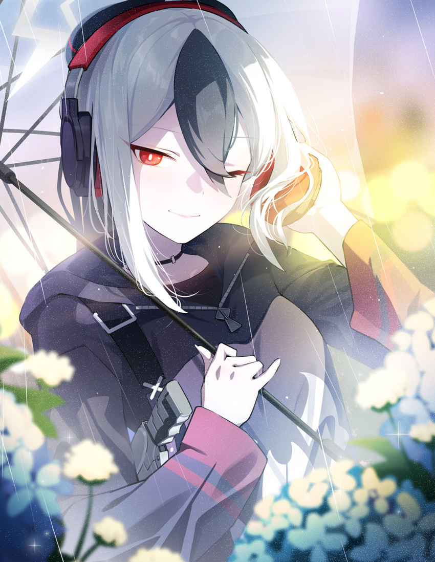 1girl black_hair black_hoodie black_horns blue_archive closed_mouth demon_horns grey_hair grey_halo hair_between_eyes halo headphones highres holding holding_umbrella hood hood_down hoodie horns kayoko_(blue_archive) long_hair long_sleeves looking_at_viewer multicolored_hair nasan_(coldtime) one_eye_closed rain red_eyes smile solo umbrella upper_body