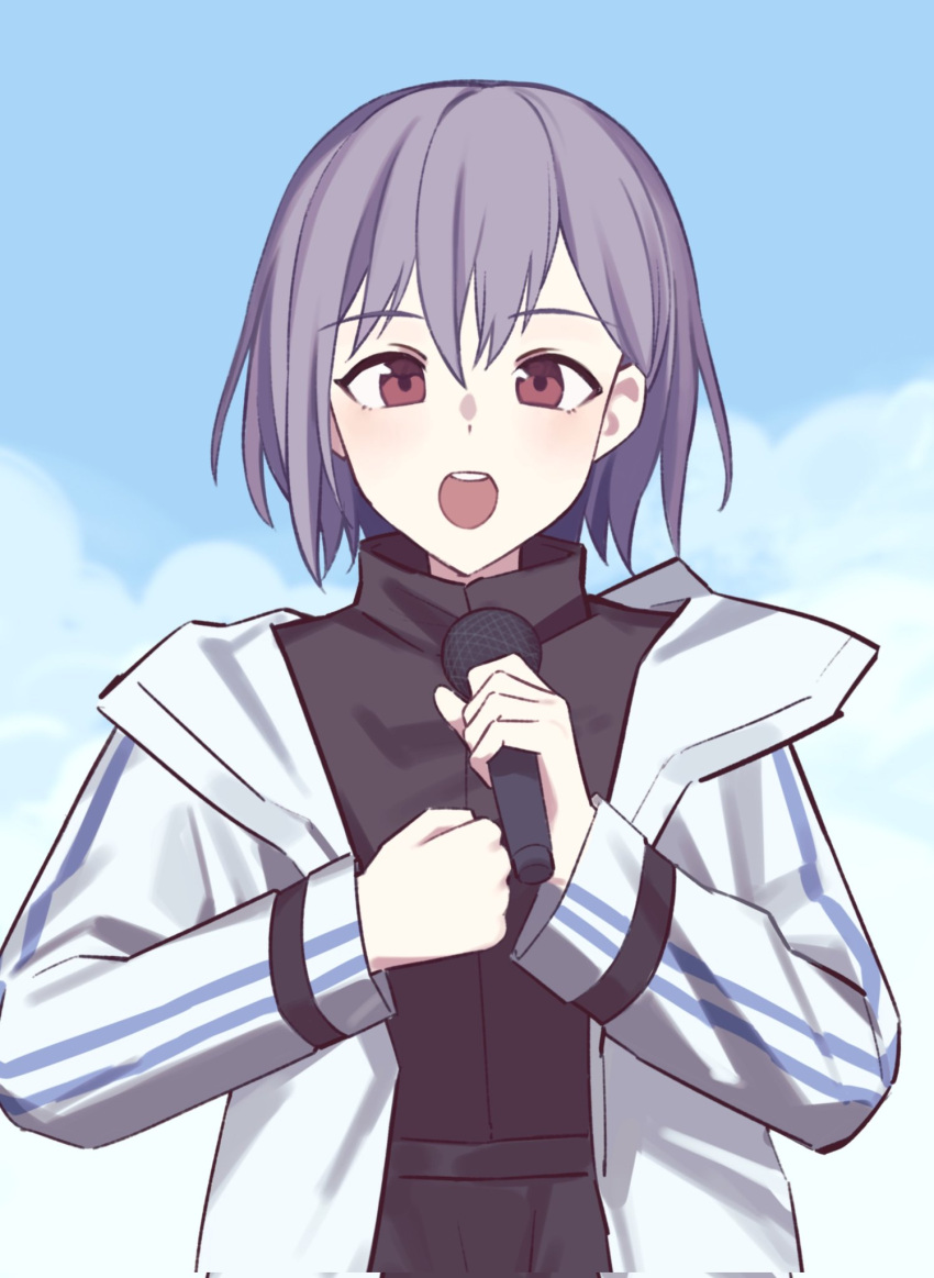 1girl bang_dream! bang_dream!_it's_mygo!!!!! black_jacket blue_sky cloud commentary_request day highres holding holding_microphone jacket long_hair long_sleeves looking_at_viewer lu_guan microphone music open_clothes open_jacket open_mouth outdoors purple_hair red_eyes short_hair singing sky solo takamatsu_tomori upper_body white_jacket
