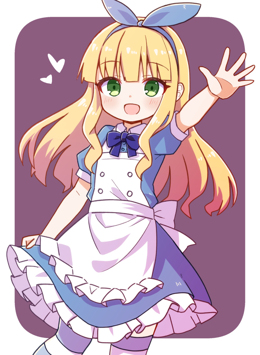 1girl :d alice_in_wonderland apron arm_up blonde_hair blue_bow blue_dress blue_hairband blue_ribbon blush border bow collared_dress dress frilled_apron frilled_dress frills green_eyes hair_ribbon hairband heart highres long_hair looking_at_viewer open_mouth original puffy_short_sleeves puffy_sleeves purple_background ribbon short_sleeves smile solo striped_clothes striped_thighhighs thighhighs tsukimi_shokudouki very_long_hair white_apron white_border yukinagi