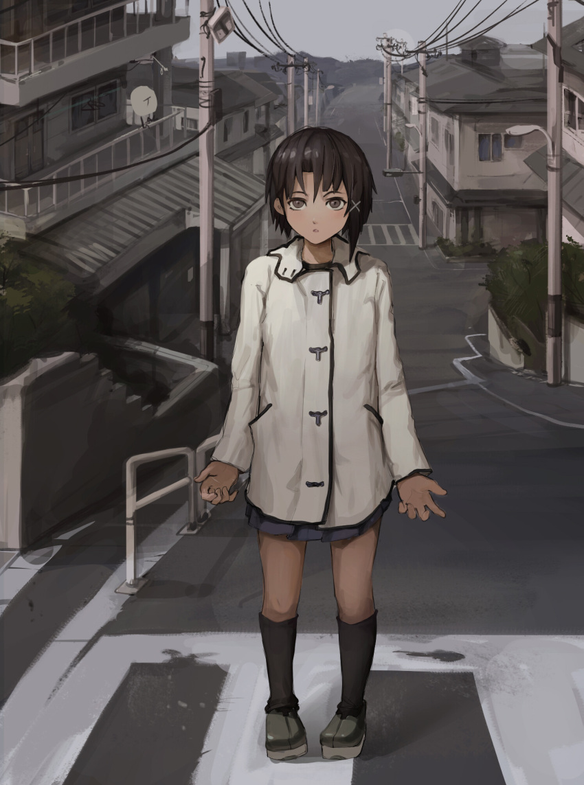 1girl asymmetrical_hair brown_eyes brown_hair building commentary derivative_work hair_ornament hairclip highres iwakura_lain looking_at_viewer outdoors power_lines road satellite_dish serial_experiments_lain short_hair skirt solo street x_hair_ornament xumi