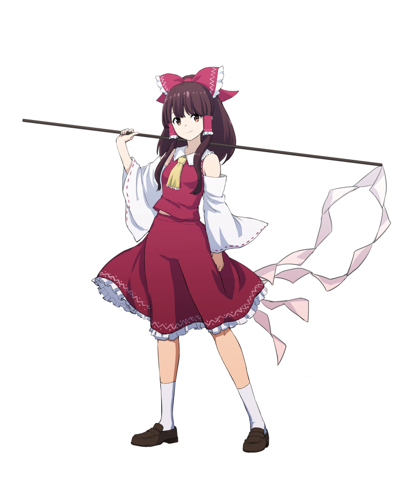 1girl absurdres ascot bare_shoulders black_footwear bow brown_eyes brown_hair closed_mouth commentary detached_sleeves frilled_bow frilled_hair_tubes frilled_shirt_collar frilled_skirt frills full_body gohei hair_bow hair_tubes hakurei_reimu hand_up highres holding holding_staff kneehighs leon_(mikiri_hassha) loafers medium_hair midriff_peek orange_eyes over_shoulder red_bow red_skirt shide shoes sidelocks simple_background skirt smile solo staff standing touhou unconnected_marketeers white_background white_legwear wide_sleeves yellow_ascot