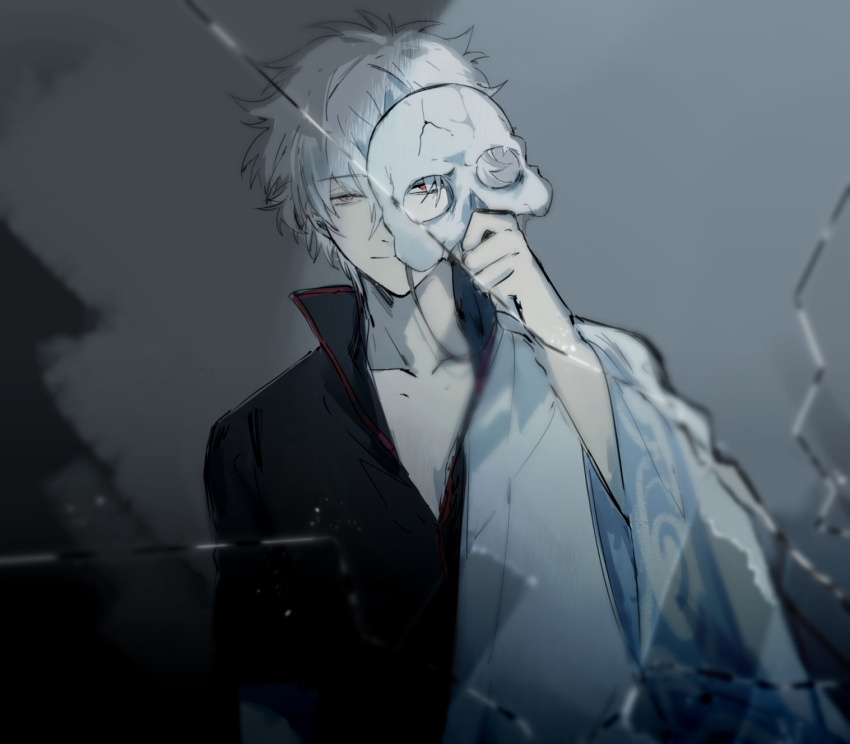 1boy 76piccolo cracked_glass gintama hand_up highres holding holding_mask male_focus mask red_eyes sakata_gintoki skull_mask smile solo white_hair wide_sleeves