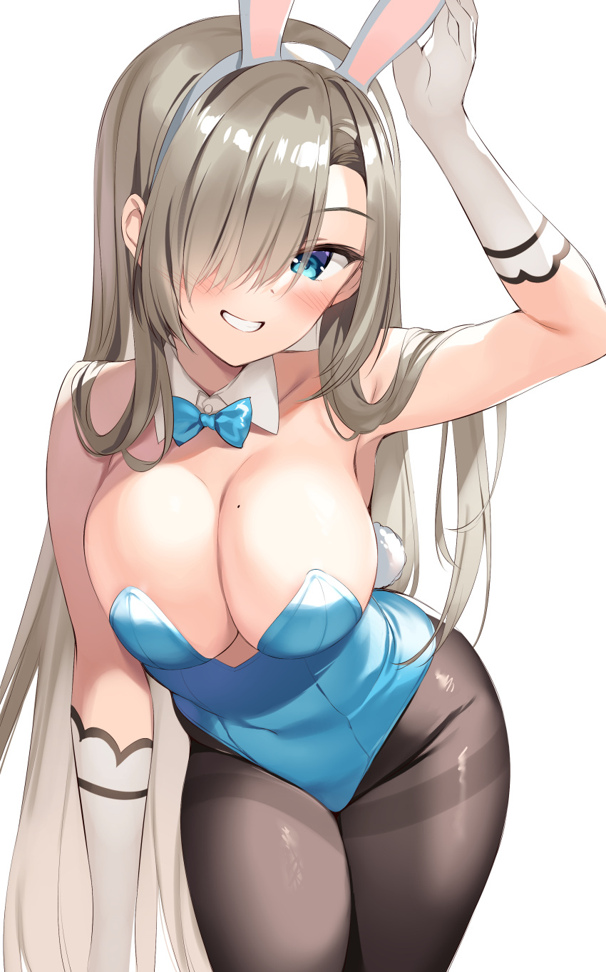 1girl absurdres animal_ears arm_up armpits asuna_(blue_archive) bare_shoulders black_legwear blue_archive blue_bow blue_bowtie blue_eyes blue_leotard blue_neckwear bow bowtie breasts brown_hair cleavage clenched_teeth commentary_request cowboy_shot detached_collar fake_animal_ears fake_tail gloves grin hair_over_one_eye hairband highres large_breasts leaning_forward leotard long_hair looking_at_viewer mole mole_on_breast oryou pantyhose partial_commentary playboy_bunny rabbit_ears rabbit_tail simple_background smile solo standing strapless strapless_leotard tail teeth thighband_pantyhose thighs very_long_hair white_background white_gloves