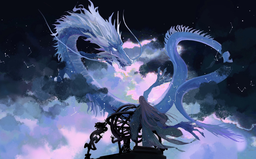 1boy armillary_sphere blue_theme cloud constellation constellation_print dragon eastern_dragon facing_away floating_hair from_behind glowing glowing_eyes highres ichimokuren_(onmyoji) long_hair long_sleeves male_focus night night_sky onmyoji purple_eyes robe sky standing statue straight_hair tassel very_long_hair wide_shot wide_sleeves wind ye_(ran_chiiipye)