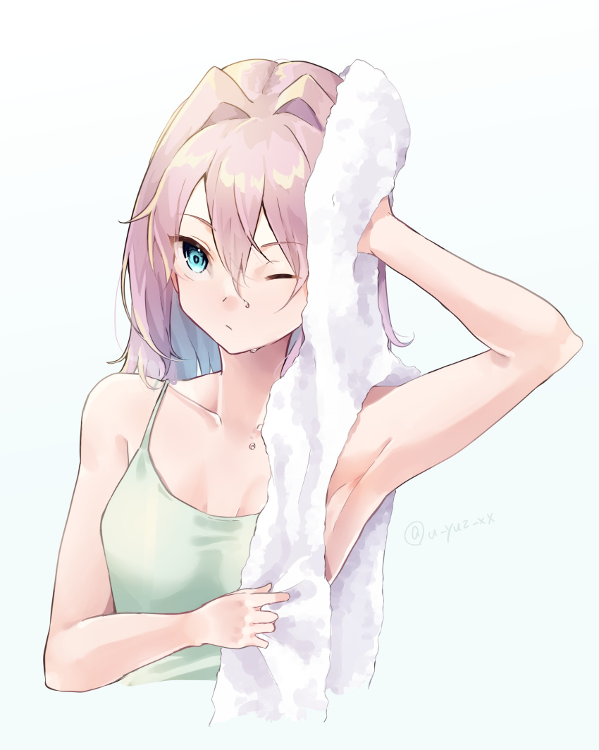 1girl armpits blue_background blue_eyes closed_mouth collarbone cropped_torso eyebrows_visible_through_hair hair_between_eyes highres holding holding_towel kantai_collection medium_hair one_eye_closed pink_hair shiranui_(kancolle) simple_background solo towel twitter_username u_yuz_xx upper_body