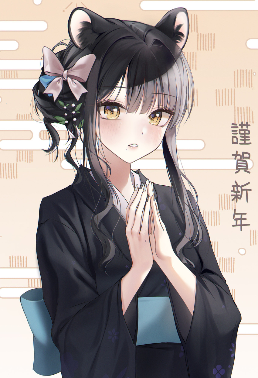 1girl animal_ear_fluff animal_ears bangs black_hair black_kimono black_nails blush bow commentary_request eyebrows_visible_through_hair hair_bow hair_bun highres japanese_clothes kimono long_hair long_sleeves looking_at_viewer mole mole_under_eye mole_under_mouth multicolored_nails obi original own_hands_together parted_lips pink_bow rine_(rine_on) sash sidelocks solo thighhighs translation_request upper_body white_nails yellow_eyes