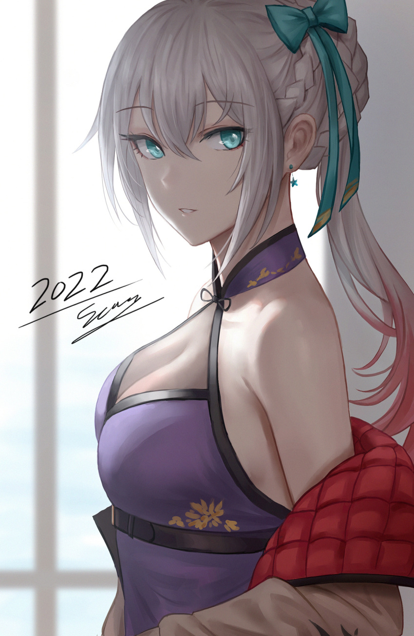 1girl 2022 aqua_eyes bangs bare_shoulders breasts chinese_commentary cleavage commentary_request crossed_bangs earrings eyebrows_visible_through_hair girls'_frontline gradient_hair hair_ornament highres jewelry large_breasts long_hair long_sleeves looking_at_viewer lwmmg_(girls'_frontline) multicolored_hair parted_lips red_hair selcky signature silver_hair smile solo upper_body