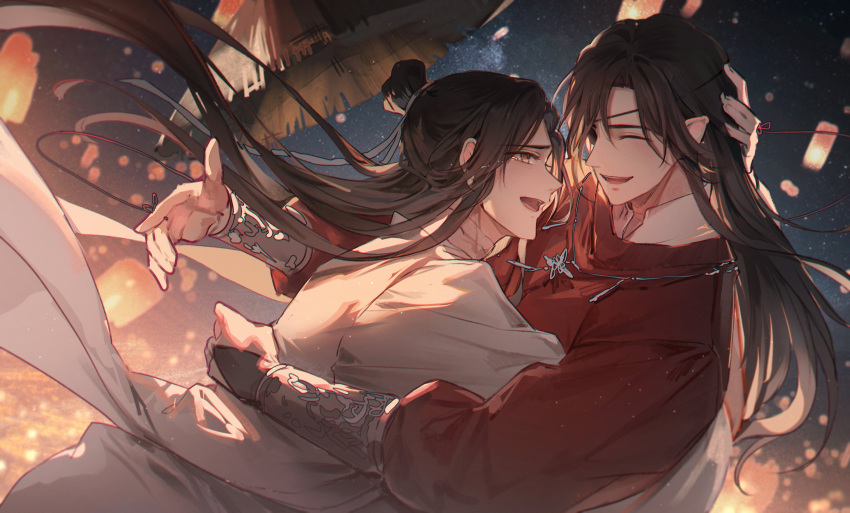 2boys absurdres bishounen black_hair brown_hair butterfly_necklace chinese_clothes eyepatch hair_bun hat highres hua_cheng long_hair long_sleeves male_focus multiple_boys pointy_ears red_hanfu red_robe robe smile string string_around_finger string_of_fate sun_hat tianguan_cifu very_long_hair white_hanfu white_robe wide_sleeves xie_lian yaoi yellow_eyes young57440489