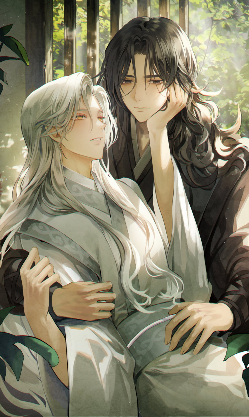 2boys absurdres black_hair character_request chinese_clothes copyright_request highres long_hair long_sleeves looking_at_another male_focus multiple_boys very_long_hair wavy_hair white_hair wide_sleeves yaoi yellow_eyes young57440489