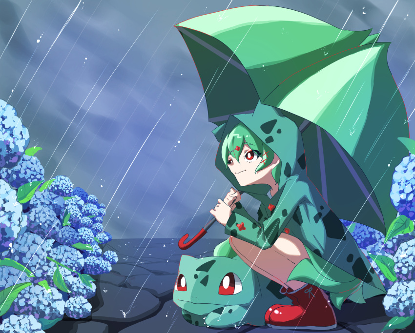 1girl 1other blue_flower boots bulbasaur check_flower closed_mouth cloud cloudy_sky commentary_request creature_and_personification flower green_hair green_raincoat green_skirt green_umbrella hair_between_eyes hair_ornament highres holding holding_umbrella hydrangea kuroishiro light_smile long_sleeves lying on_stomach outdoors personification pokemon pokemon_(creature) rain raincoat red_eyes red_footwear rubber_boots short_hair sidelocks skirt sky squatting umbrella x_hair_ornament