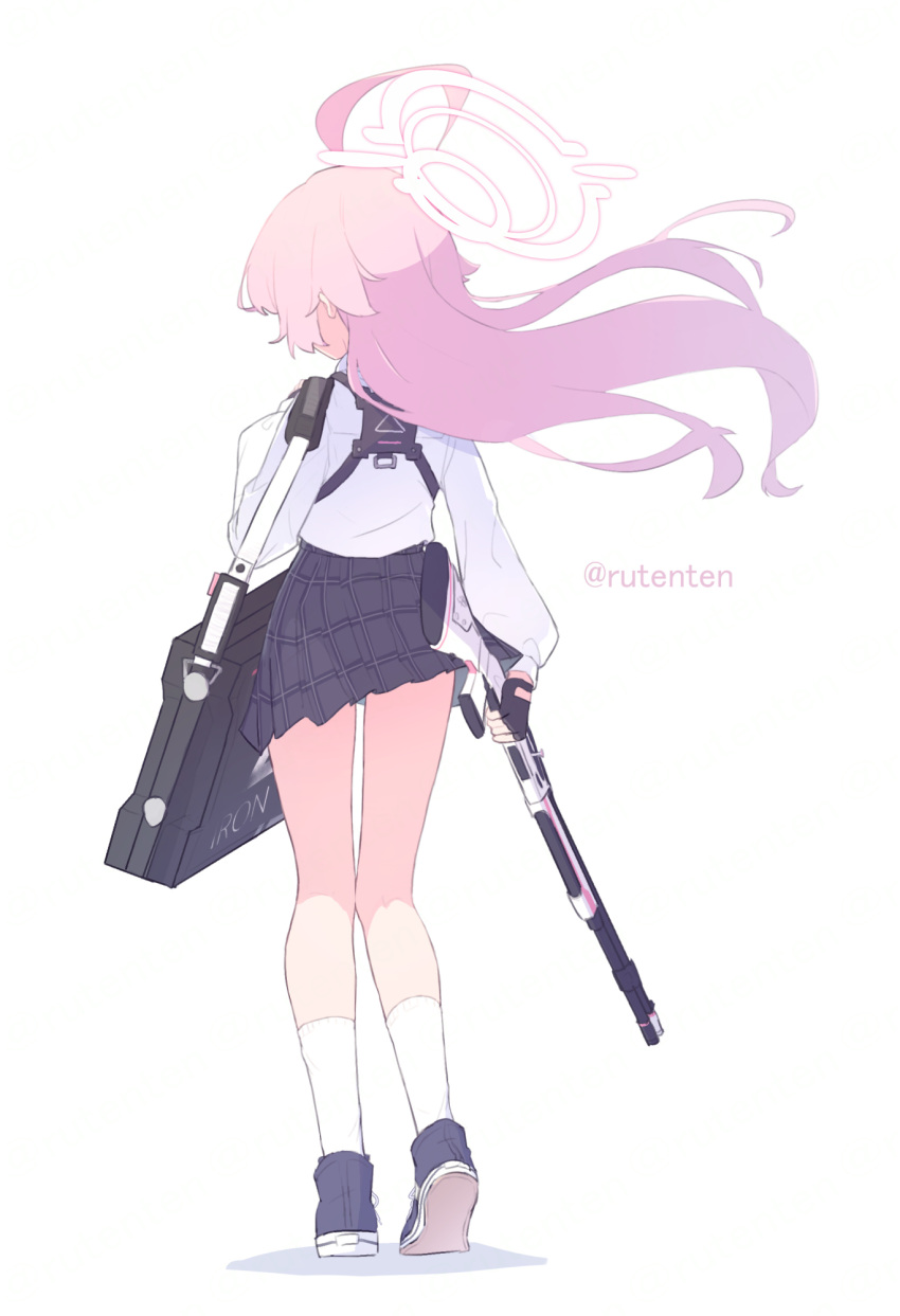 1girl ahoge beretta_1301 black_footwear black_gloves black_skirt blue_archive briefcase chest_harness fingerless_gloves floating_hair from_behind full_body gloves gun hair_flaps halo harness highres holding holding_gun holding_weapon hoshino_(blue_archive) huge_ahoge long_hair pink_hair pink_halo pleated_skirt ruten_(onakasukusuku) shirt simple_background skirt socks solo standing twitter_username weapon white_background white_shirt white_socks