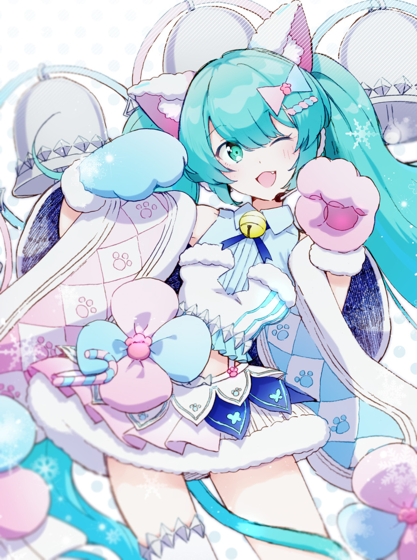 1girl adapted_costume agonasubi animal_ear_fluff animal_ears animal_hands aqua_hair bell candy candy_cane cat_ears commentary_request food gloves green_eyes hatsune_miku highres long_hair long_sleeves looking_at_viewer magical_mirai_(vocaloid) magical_mirai_miku magical_mirai_miku_(2020_winter) neck_bell one_eye_closed open_mouth paw_gloves simple_background single_thighhigh smile solo tail thighhighs very_long_hair vocaloid white_background wide_sleeves