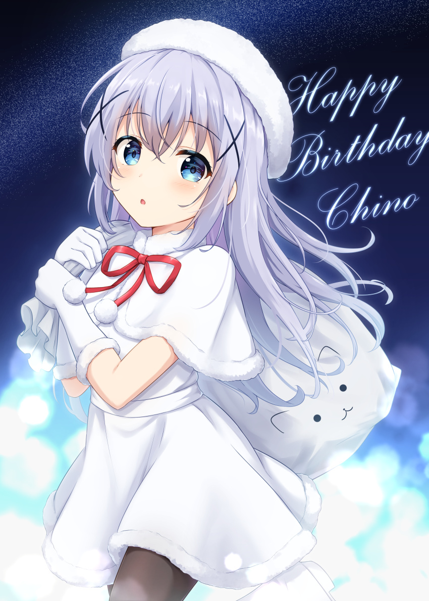 1girl :3 :o absurdres beret black_pantyhose blue_eyes blurry bokeh capelet commentary crossed_bangs dark_background depth_of_field dress fur-trimmed_capelet fur-trimmed_dress fur-trimmed_gloves fur_trim gloves gochuumon_wa_usagi_desu_ka? grey_hair hair_between_eyes hair_ornament happy_birthday hat highres holding holding_sack kafuu_chino long_hair looking_at_viewer neck_ribbon open_mouth pantyhose red_ribbon ribbon sack solo white_capelet white_dress white_gloves white_hat x_hair_ornament yutuki_ame