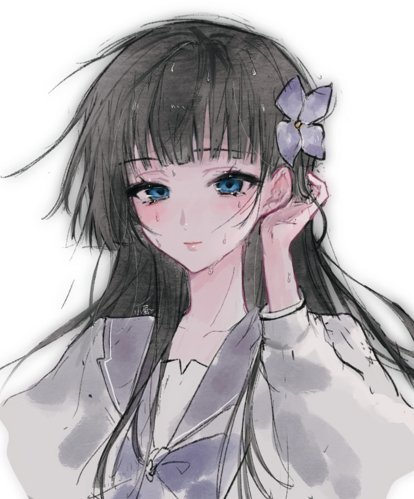 1girl black_hair blue_eyes blush chinese_commentary closed_mouth commentary_request flower grey_shirt hair_behind_ear hair_flower hair_ornament half-closed_eyes hand_up highres long_hair long_sleeves looking_at_viewer neckerchief purple_flower purple_neckerchief purple_sailor_collar sailor_collar sanka_rea sankarea school_uniform serafuku shirt simple_background smile solo tucking_hair upper_body wet white_background xiao_dan_buding