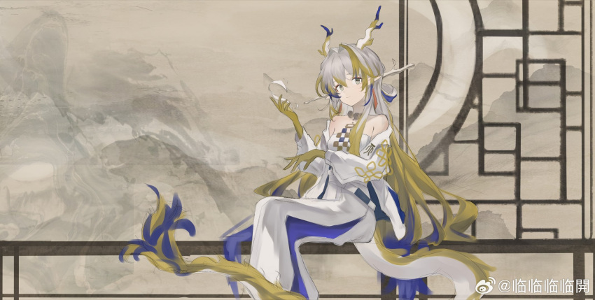 1girl arknights bare_shoulders blonde_hair blue_hair closed_mouth dragon_girl dragon_horns dragon_tail earrings feet_out_of_frame grey_eyes grey_hair hair_between_eyes hair_intakes hand_up highres horns jacket jewelry jpeg_artifacts light_smile lin_lin_lin_lin_kai long_hair long_sleeves looking_at_viewer multicolored_hair necklace off_shoulder open_clothes open_jacket pants pointy_ears purple_pants shu_(arknights) sitting sketch solo strapless tail tube_top very_long_hair watermark weibo_logo weibo_watermark white_jacket white_pants white_tube_top