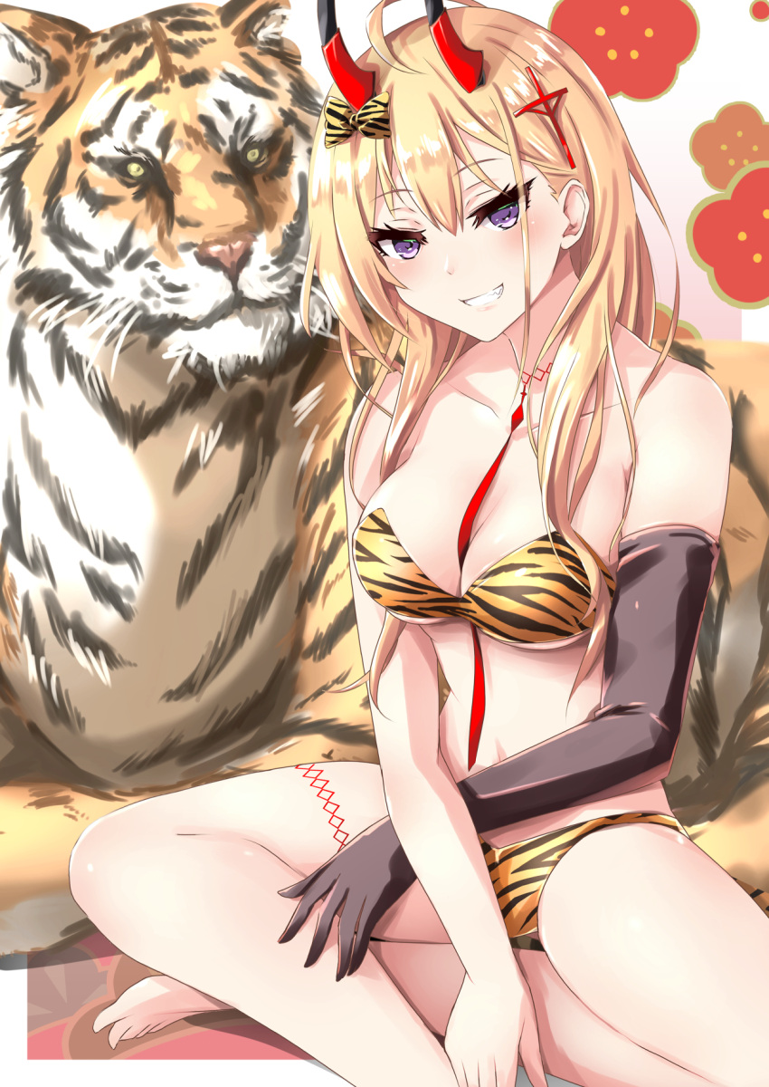 1girl ahoge alternate_costume animal_print azur_lane bare_shoulders between_breasts bikini blonde_hair breasts cleavage collarbone elbow_gloves gloves gudon_(iukhzl) hair_ornament hair_ribbon hairclip highres horns kumano_(azur_lane) long_hair looking_at_viewer medium_breasts oni_horns purple_eyes ribbon single_elbow_glove single_glove sitting smile swimsuit thighs tiger tiger_print