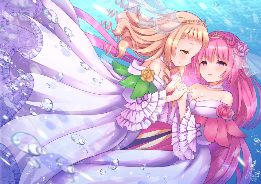 2girls bare_shoulders blonde_hair blue_background bow breasts bubble choker cleavage closed_mouth collarbone curly_hair dress eye_contact flower flower_knight_girl frills hair_flower hair_ornament hasu_(flower_knight_girl) highres hitsujigusa_(flower_knight_girl) holding_hands long_hair looking_at_another medium_breasts minkusu multiple_girls open_mouth pink_eyes pink_hair purple_bow signature smile tiara underwater veil white_choker white_dress yellow_eyes yuri