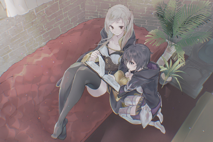 2girls black_hair book coat couch fire_emblem fire_emblem_awakening fire_emblem_heroes highres looking_at_viewer morgan_(fire_emblem) morgan_(fire_emblem)_(female) mother_and_daughter multiple_girls plant reading robin_(fire_emblem) robin_(fire_emblem)_(female) silver_hair sitting smile user_cwwh3722