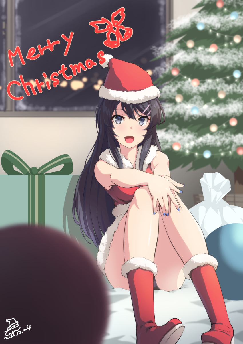 1girl 2021 :d bangs bare_legs black_hair black_panties blue_eyes blue_nails blurry blurry_foreground boots box christmas christmas_tree dated fur-trimmed_boots fur_trim gift gift_bag gift_box hair_between_eyes hair_ornament hairclip hands_on_own_knees highres indoors long_hair looking_at_viewer merry_christmas nail_polish panties pantyshot raiz_art_works red_footwear sakurajima_mai santa_boots seishun_buta_yarou sitting sleeveless smile solo underwear very_long_hair