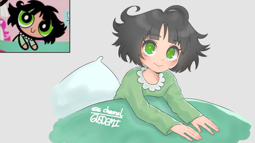 1girl absurdres artist_name bangs black_hair bright_pupils buttercup_(ppg) buttercup_redraw_challenge derivative_work eyebrows_visible_through_hair green_eyes green_pajamas grey_background guschannel123 highres long_sleeves looking_at_viewer messy_hair pillow powerpuff_girls reference_inset screencap_redraw smile solo under_covers white_pupils