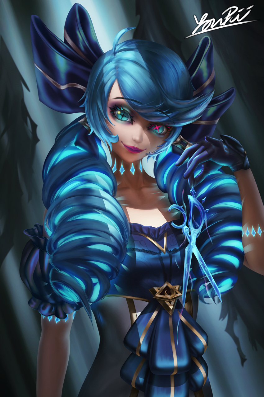 1girl ahoge artist_name bangs black_bow black_gloves black_ribbon black_sleeves bow breasts collarbone commentary detached_sleeves dress eyebrows_visible_through_hair gloves green_eyes grey_dress gwen_(league_of_legends) hair_bow highres holding holding_scissors league_of_legends long_hair medium_breasts pink_lips puffy_short_sleeves puffy_sleeves ribbon scissors short_sleeves smile solo swept_bangs upper_body yonpii