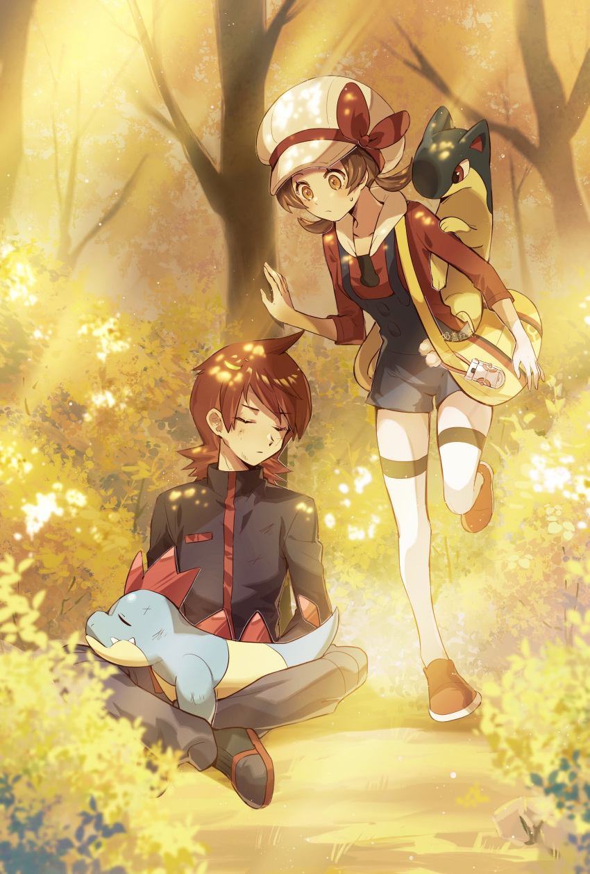 1boy 1girl absurdres black_jacket blue_overalls bow brown_eyes brown_hair cabbie_hat closed_eyes commentary_request croconaw day hat hat_bow highres jacket leg_up long_hair looking_down lyra_(pokemon) nai_gai_hongcha on_lap outdoors overalls pants pokegear pokemon pokemon_(creature) pokemon_(game) pokemon_hgss pokemon_on_lap quilava red_bow red_footwear red_shirt shirt shoes silver_(pokemon) sitting sleeping standing standing_on_one_leg thighhighs tree twintails white_headwear white_legwear yellow_bag
