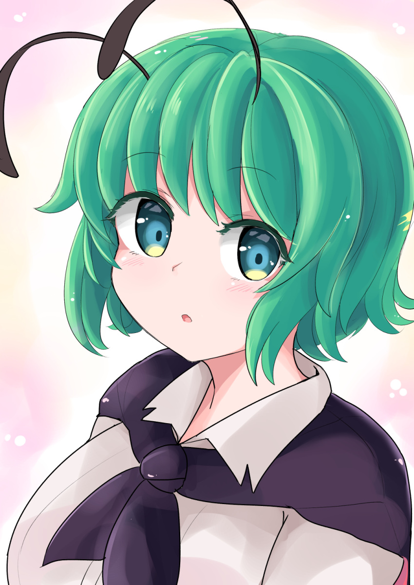 1girl :o adda antennae black_cape cape collarbone eyebrows_visible_through_hair green_eyes green_hair highres looking_at_viewer one-hour_drawing_challenge open_mouth short_hair solo touhou upper_body wriggle_nightbug