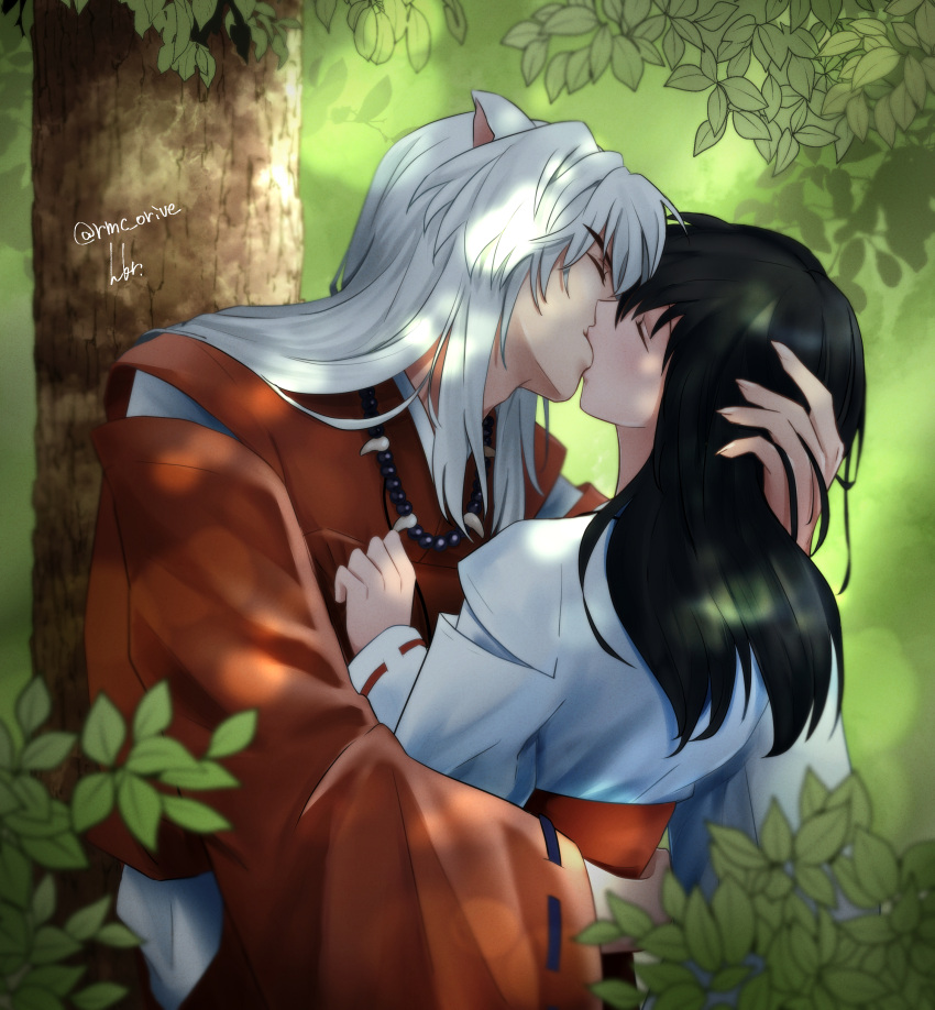 1boy 1girl absurdres animal_ears black_hair closed_eyes couple eyebrows_visible_through_hair forest fox_ears french_kiss hair_between_eyes hetero highres higurashi_kagome inuyasha inuyasha_(character) japanese_clothes jewelry kimono kiss long_hair long_sleeves nature necklace red_kimono silver_hair straight_hair tknw_hkr twitter_username upper_body white_kimono