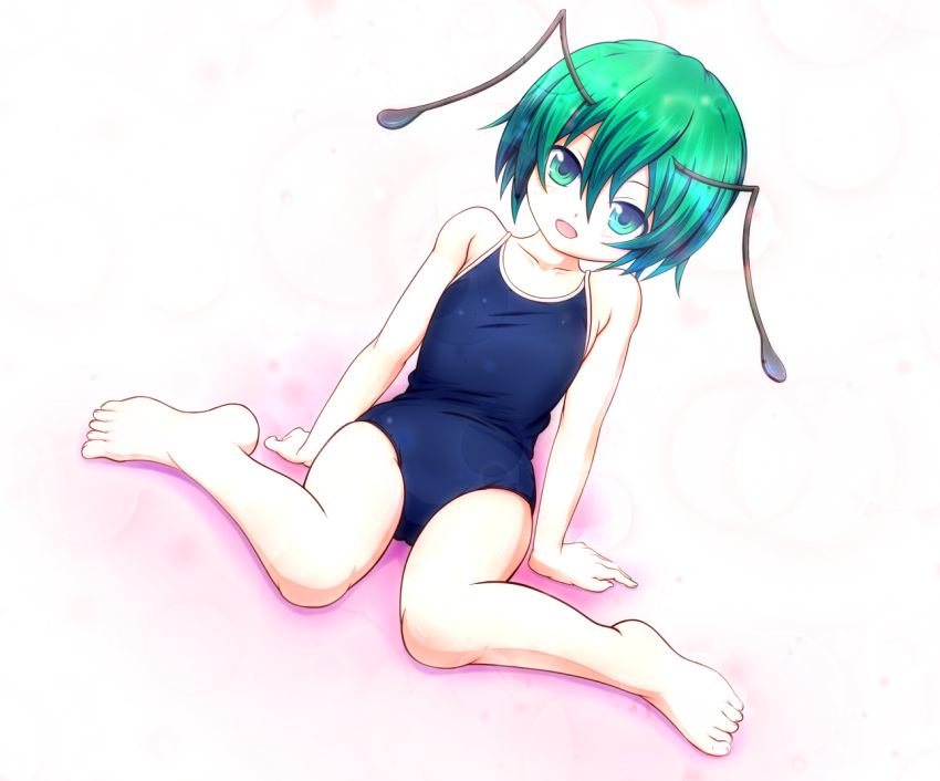 1girl alternate_costume antennae bangs barefoot blue_swimsuit commentary_request dutch_angle flat_chest full_body green_eyes green_hair hair_between_eyes looking_at_viewer mofupaka one-piece_swimsuit open_mouth school_swimsuit short_hair sitting smile solo swimsuit touhou wariza wriggle_day wriggle_nightbug