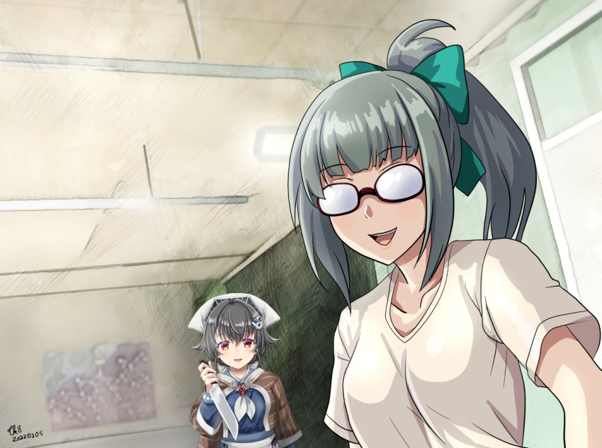 2girls artist_name bangs black_hair blue_serafuku bow brown_shawl collarbone commentary_request dated eyebrows_visible_through_hair glasses green_bow grey_hair hair_bow hair_flaps hair_ornament high_ponytail holding holding_knife ii_desu_ka_ochitsuite_kiite_kudasai_(meme) indoors jingei_(kancolle) kantai_collection kitchen_knife knife long_hair meme metal_gear_(series) metal_gear_solid_v multiple_girls neckerchief open_mouth parody ponytail red_eyes scene_reference shirt short_sleeves signature smile t-shirt tk8d32 whale_hair_ornament white_neckerchief white_shirt yuubari_(kancolle)