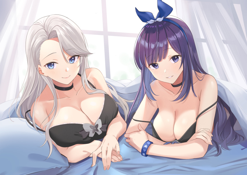 2girls a-soul bella_(a-soul) blue_eyes bracelet breasts choker cleavage eileen_(a-soul) hair_ribbon highres jewelry large_breasts looking_at_viewer lying multiple_girls on_stomach purple_eyes purple_hair ribbon smile spaghetti_strap tank_top upper_body white_hair xiaoxiao_de_kuangsan