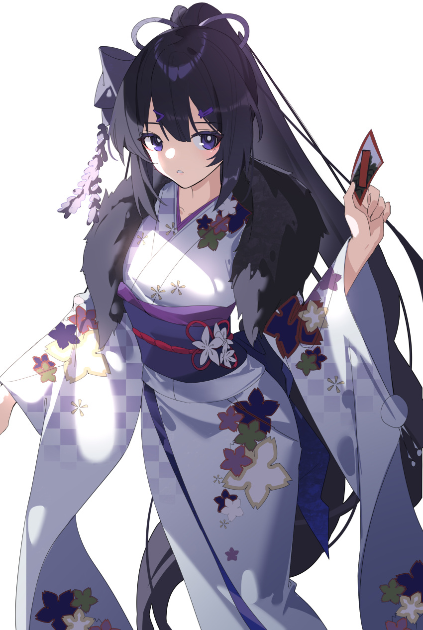 1girl absurdres black_hair copyright_request feather_boa floral_print hair_between_eyes hair_ornament hairclip hand_up highres japanese_clothes kimono long_hair long_sleeves obi parted_lips ponytail print_kimono purple_eyes qtian sash simple_background solo very_long_hair white_background white_kimono wide_sleeves