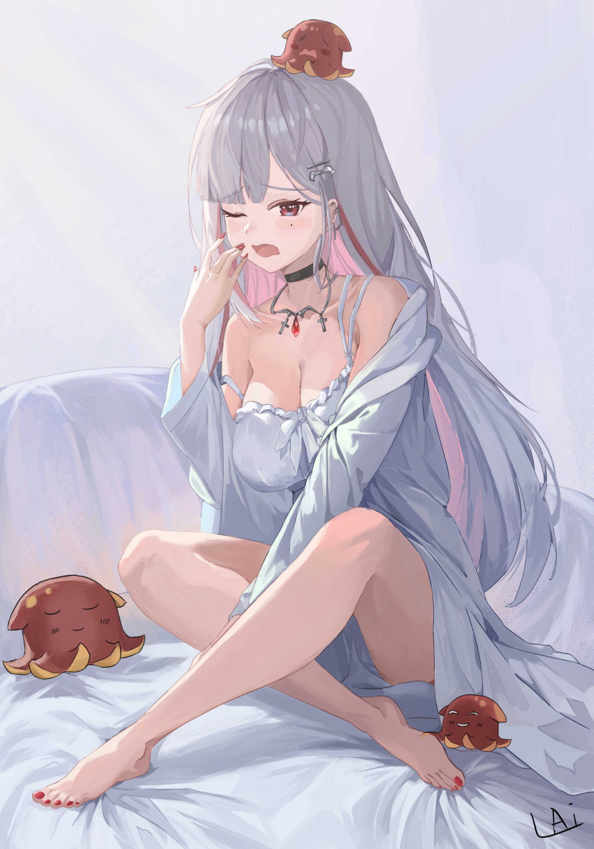 1girl ;o absurdres akane_lize animal_on_head bare_shoulders bed_sheet black_choker blunt_bangs breasts choker cleavage collarbone colored_inner_hair crossed_legs ear_piercing earrings frilled_nightgown grey_hair hair_ornament hairclip highres jewelry large_breasts long_hair long_sleeves looking_at_viewer mascot mole mole_under_eye multicolored_hair nail_polish necklace nightgown octopus off_shoulder on_head one_eye_closed open_mouth piercing pink_hair red_eyes red_hair red_nails shirt sitting sleepy solo stellive streaked_hair sugata_lai very_long_hair virtual_youtuber waking_up white_nightgown white_shirt yawning