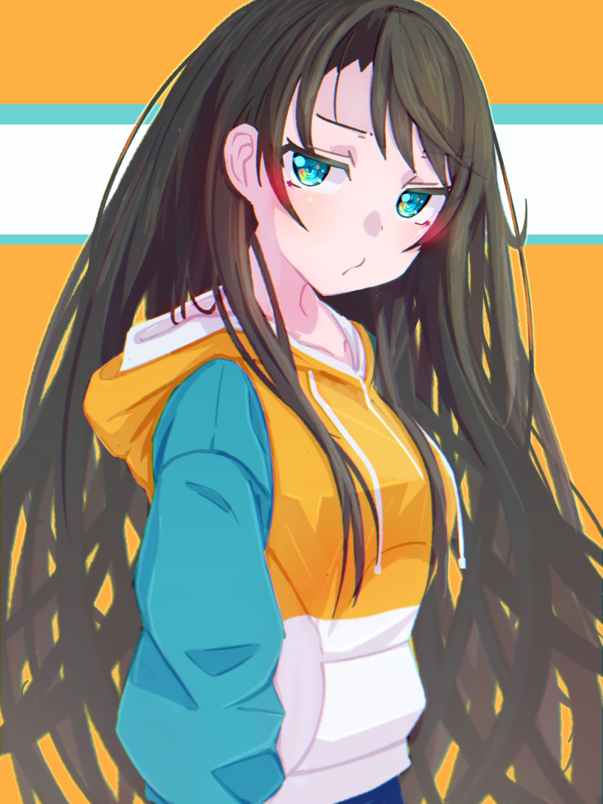 1girl blue_eyes blue_sleeves brown_hair highres hololive hood hood_down hoodie long_hair looking_at_viewer oozora_subaru qwq_oekaki solo tied_hoodie_strings two-tone_background two-tone_hoodie very_long_hair virtual_youtuber white_hoodie yellow_hoodie