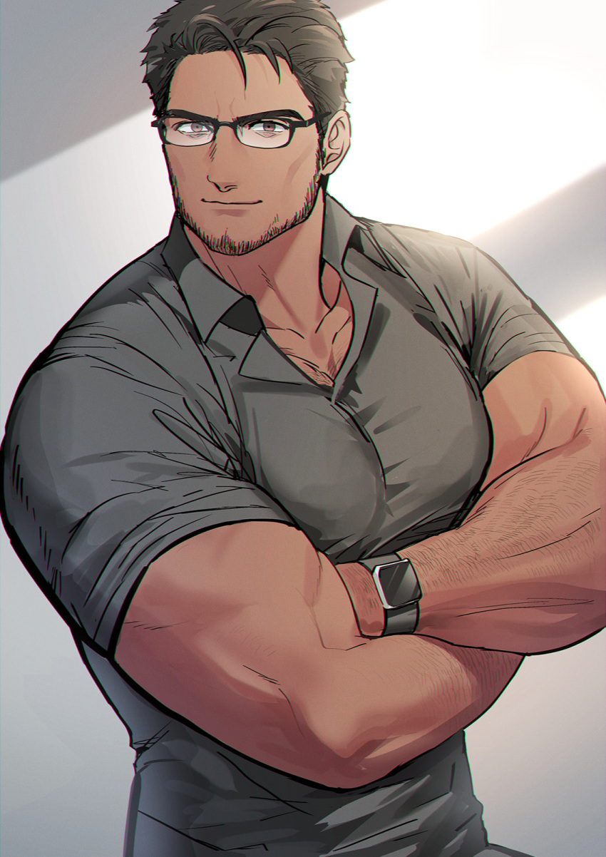 1boy bara black_hair closed_mouth collared_shirt crossed_arms facial_hair glasses grey_shirt highres kowamote_(1515_iiotkwkk) large_pectorals looking_at_viewer male_focus muscular muscular_male original pectorals shirt short_hair simple_background smile solo upper_body watch wristwatch