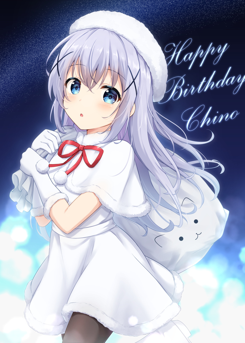 1girl :3 :o absurdres beret black_pantyhose blue_eyes blurry bokeh capelet commentary crossed_bangs dark_background depth_of_field dress fur-trimmed_capelet fur-trimmed_dress fur-trimmed_gloves fur_trim gloves gochuumon_wa_usagi_desu_ka? grey_hair hair_between_eyes hair_ornament happy_birthday hat highres holding holding_sack kafuu_chino long_hair looking_at_viewer neck_ribbon open_mouth pantyhose red_ribbon revision ribbon sack solo white_capelet white_dress white_gloves white_hat x_hair_ornament yutuki_ame