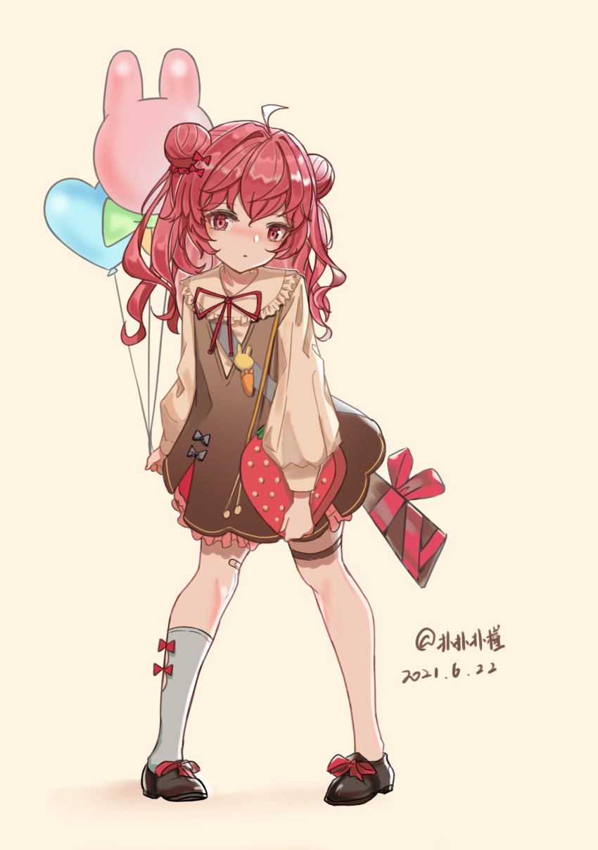 1girl absurdres balloon bangs blush bow breasts brown_dress brown_footwear closed_mouth double_bun dress eyebrows_visible_through_hair full_body girls'_frontline hair_bow highres holding holding_balloon long_hair long_sleeves looking_at_viewer neck_ribbon official_alternate_costume red_eyes red_hair red_ribbon ribbon sakatakin shoes simple_background single_thighhigh small_breasts solo standing thighhighs white_legwear wz.29_(girls'_frontline) wz.29_(sweet_dream_emissary)_(girls'_frontline) younger