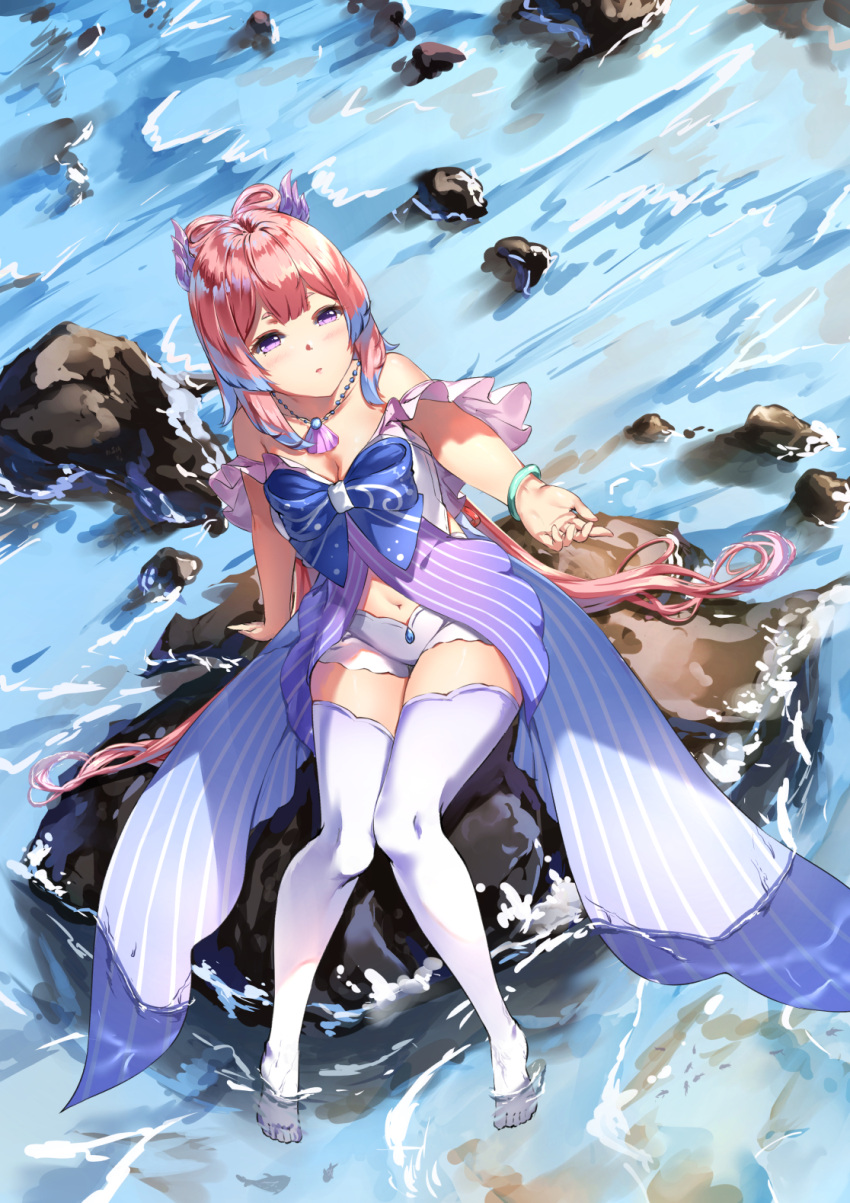 1girl bare_shoulders blue_hair blush breasts chahei cleavage commentary_request genshin_impact highres multicolored_hair navel no_shoes outstretched_arm parted_lips pink_hair purple_eyes sangonomiya_kokomi shallow_water short_eyebrows short_shorts shorts sitting small_breasts solo thick_eyebrows thighhighs two-tone_hair water white_legwear white_shorts
