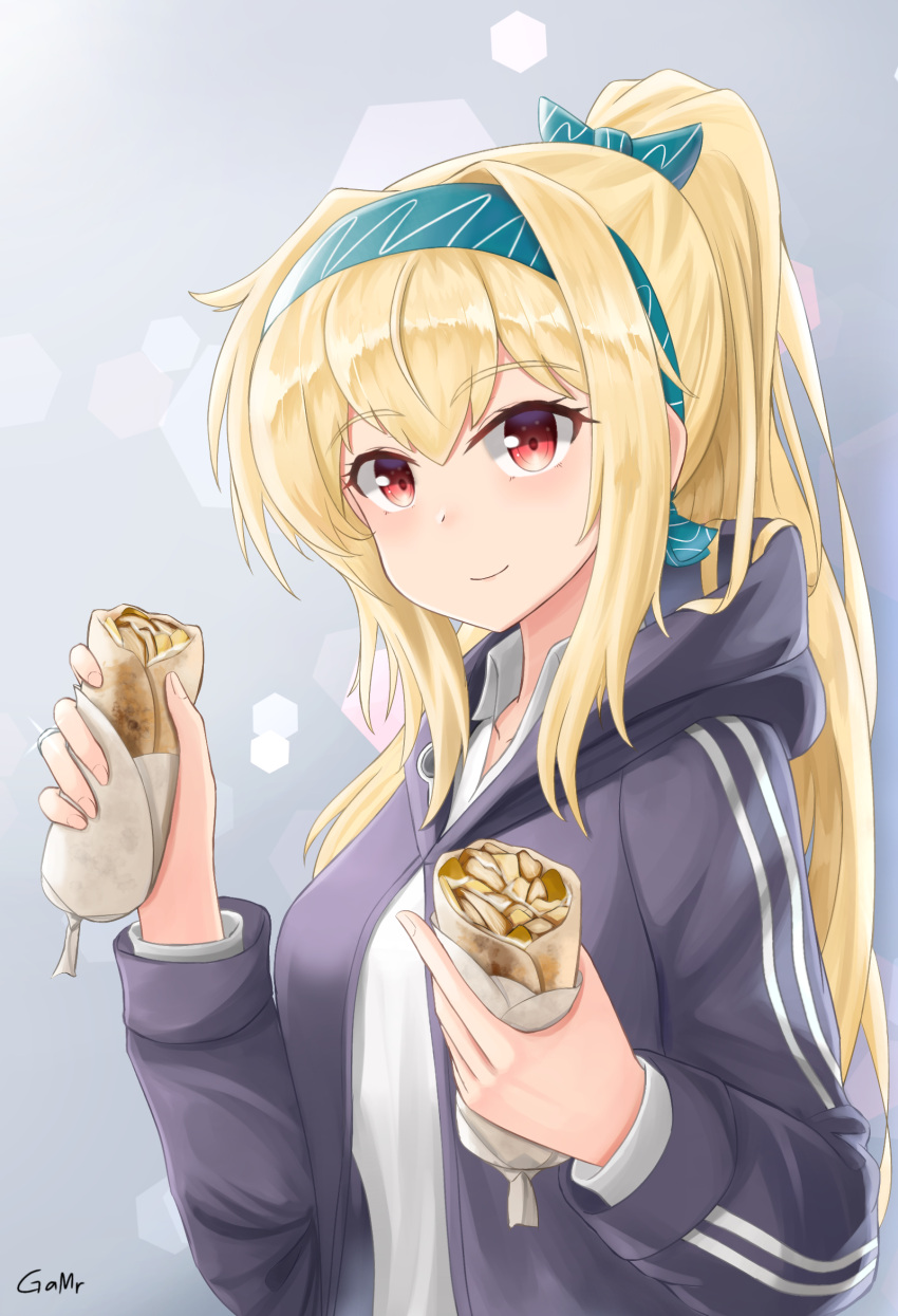 1girl blonde_hair blue_jacket bow eyebrows_visible_through_hair food gamryous girls'_frontline green_bow hair_bow hairband highres holding hood hoodie jacket long_hair long_sleeves looking_at_viewer open_clothes open_jacket ponytail red_eyes shawarma shirt smile solo sv-98_(girls'_frontline) track_jacket white_shirt