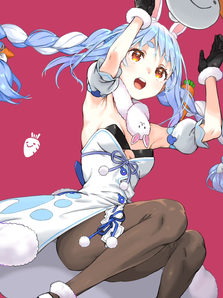 1girl :d absurdres animal_ear_fluff animal_ears armpits arms_up black_gloves black_legwear blue_hair bow braid bunny-shaped_pupils carrot carrot_hair_ornament commentary_request detached_sleeves don-chan_(usada_pekora) dress food-themed_hair_ornament fur-trimmed_dress fur-trimmed_gloves fur_scarf fur_trim gloves haimura_kiyotaka hair_ornament highres hololive leg_garter looking_away multicolored_hair open_mouth pantyhose puffy_detached_sleeves puffy_sleeves rabbit_ears rabbit_girl red_bow short_eyebrows simple_background smile solo strapless strapless_dress streaked_hair symbol-shaped_pupils teeth thick_eyebrows twin_braids two-tone_hair upper_teeth usada_pekora virtual_youtuber white_dress white_hair