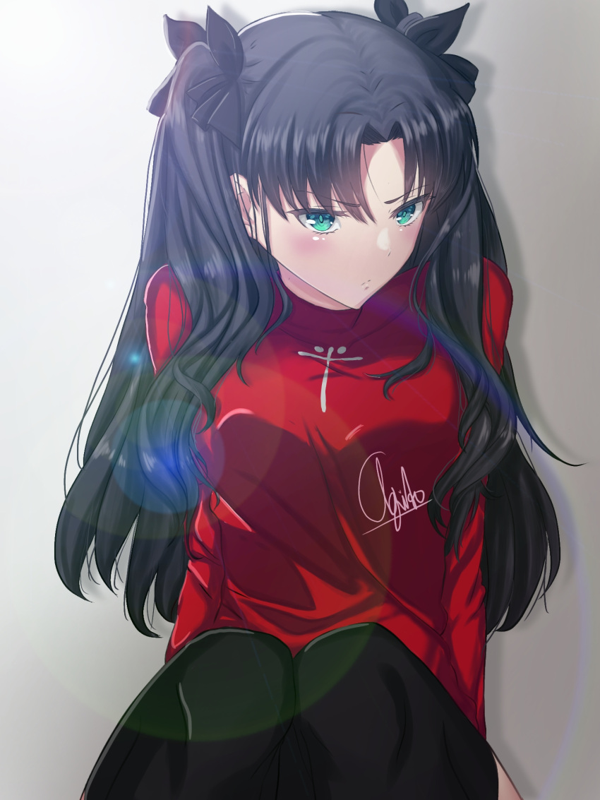 1girl against_wall agitofox aqua_eyes bangs black_hair black_legwear black_ribbon blush breasts closed_mouth cross fate/stay_night fate_(series) green_eyes hair_ribbon highres latin_cross lens_flare long_hair long_sleeves print_sweater red_sweater ribbon shadow signature sitting solo sweater thighhighs tohsaka_rin two_side_up v-shaped_eyebrows