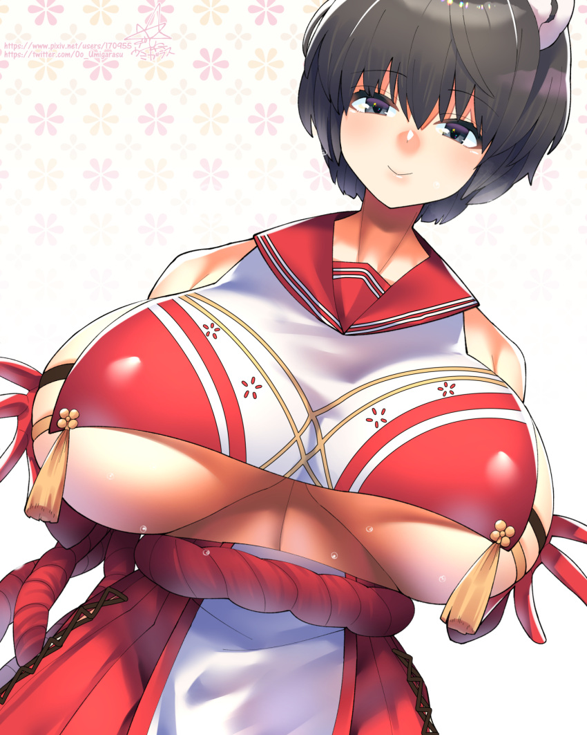 1girl animal_ears black_eyes black_hair blue_archive breasts crop_top crop_top_overhang elbow_gloves gloves highres hip_vent large_breasts raccoon_ears red_sailor_collar sailor_collar sideless_outfit solo tabard tsubaki_(blue_archive) umigarasu_(kitsune1963)