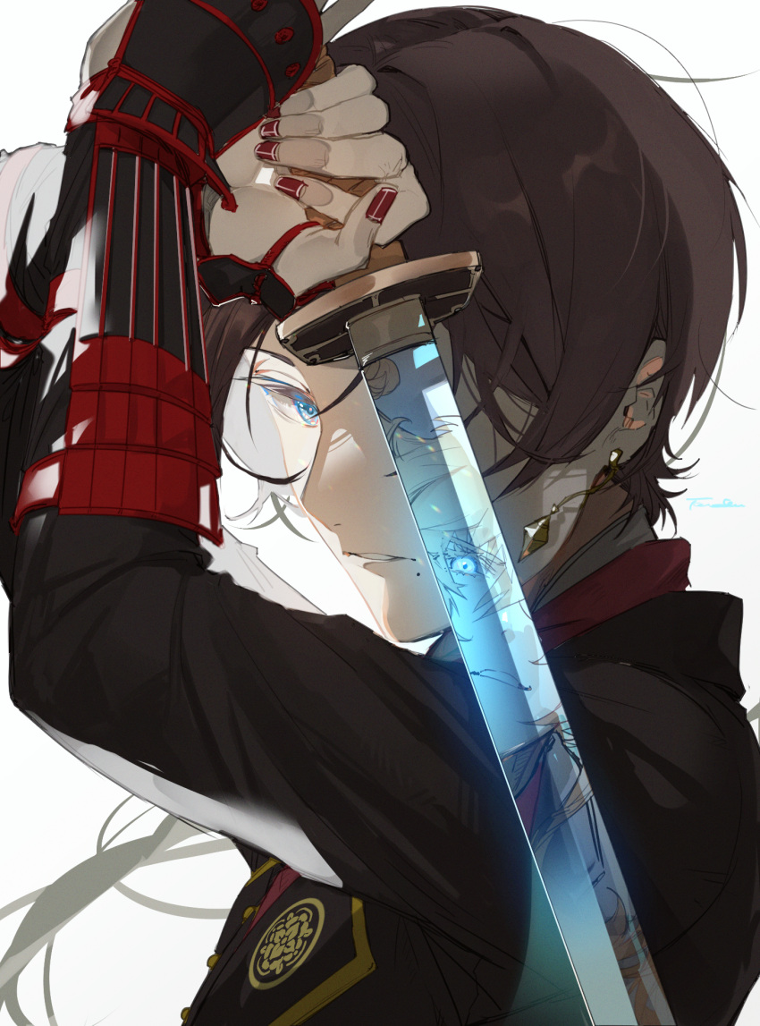 1boy alternate_eye_color armor blonde_hair blue_eyes brown_hair earrings emblem from_side highres holding holding_sword holding_weapon ichimonji_norimune japanese_armor jewelry kashuu_kiyomitsu kote kurokote long_hair long_sleeves looking_at_viewer male_focus messy_hair mole mole_under_mouth nail_polish one_eye_covered parted_lips pov red_nails reflection simple_background solo sword tandem touken_ranbu two-handed unsheathed upper_body weapon white_background