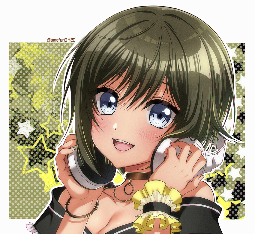 1girl :d absurdres akashi_maho amefuri_(amefuri0420) bangs bare_shoulders black_choker black_shirt blonde_hair blue_eyes blush border bracelet breasts choker cleavage collarbone commentary_request d4dj eyebrows_visible_through_hair fingernails frilled_sleeves frills green_background green_hair hair_between_eyes hands_up headphones highres holding holding_headphones jewelry looking_at_viewer medium_breasts multicolored_hair necklace off-shoulder_shirt off_shoulder open_mouth outline outside_border polka_dot polka_dot_background portrait shirt short_hair short_sleeves smile solo starry_background streaked_hair teeth twitter_username two-tone_hair upper_teeth white_border white_outline wrist_cuffs