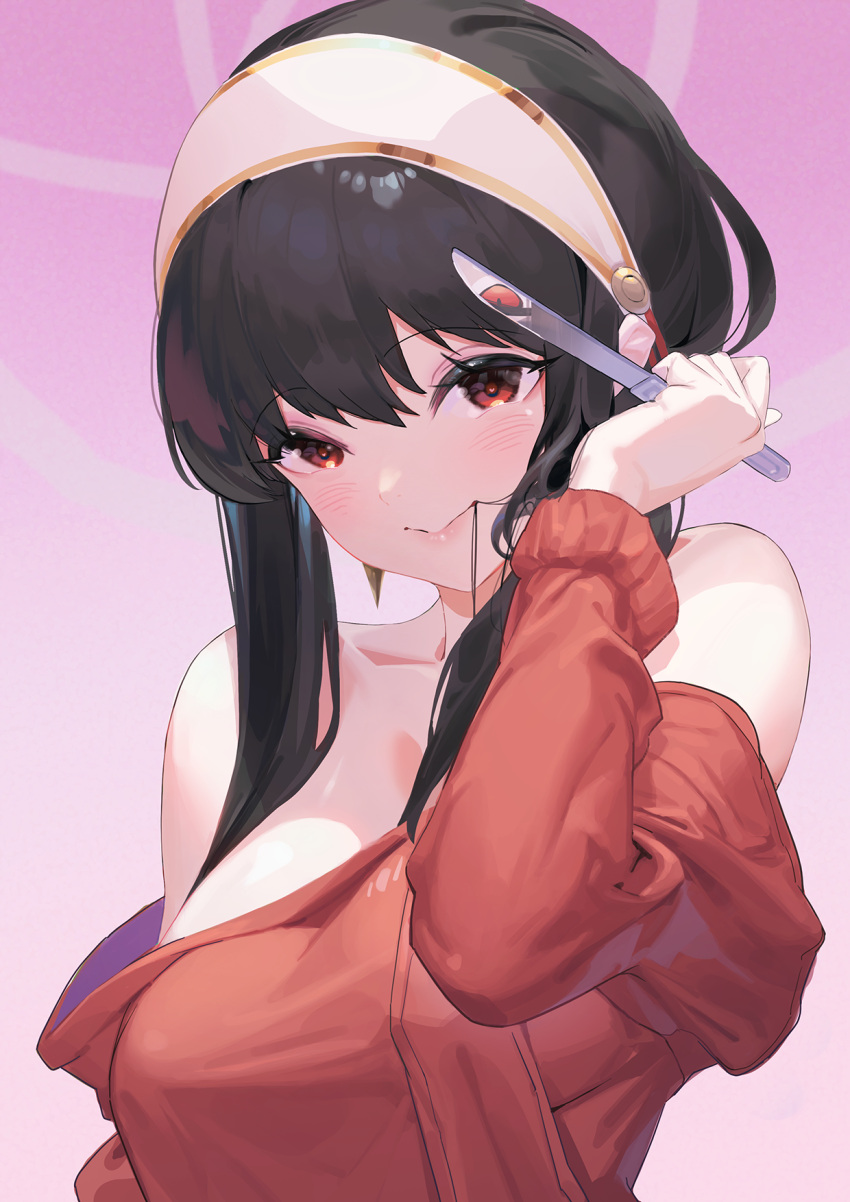 1girl bare_shoulders black_hair blush bread_knife breasts eyebrows_visible_through_hair gradient gradient_background hair_in_mouth hairband hand_on_own_face heart heart-shaped_pupils highres holding holding_knife kitchen_knife knife nox13 off-shoulder_sweater off_shoulder pink_background red_eyes red_sweater reflection sidelocks solo spy_x_family sweater symbol-shaped_pupils upper_body white_hairband yor_briar