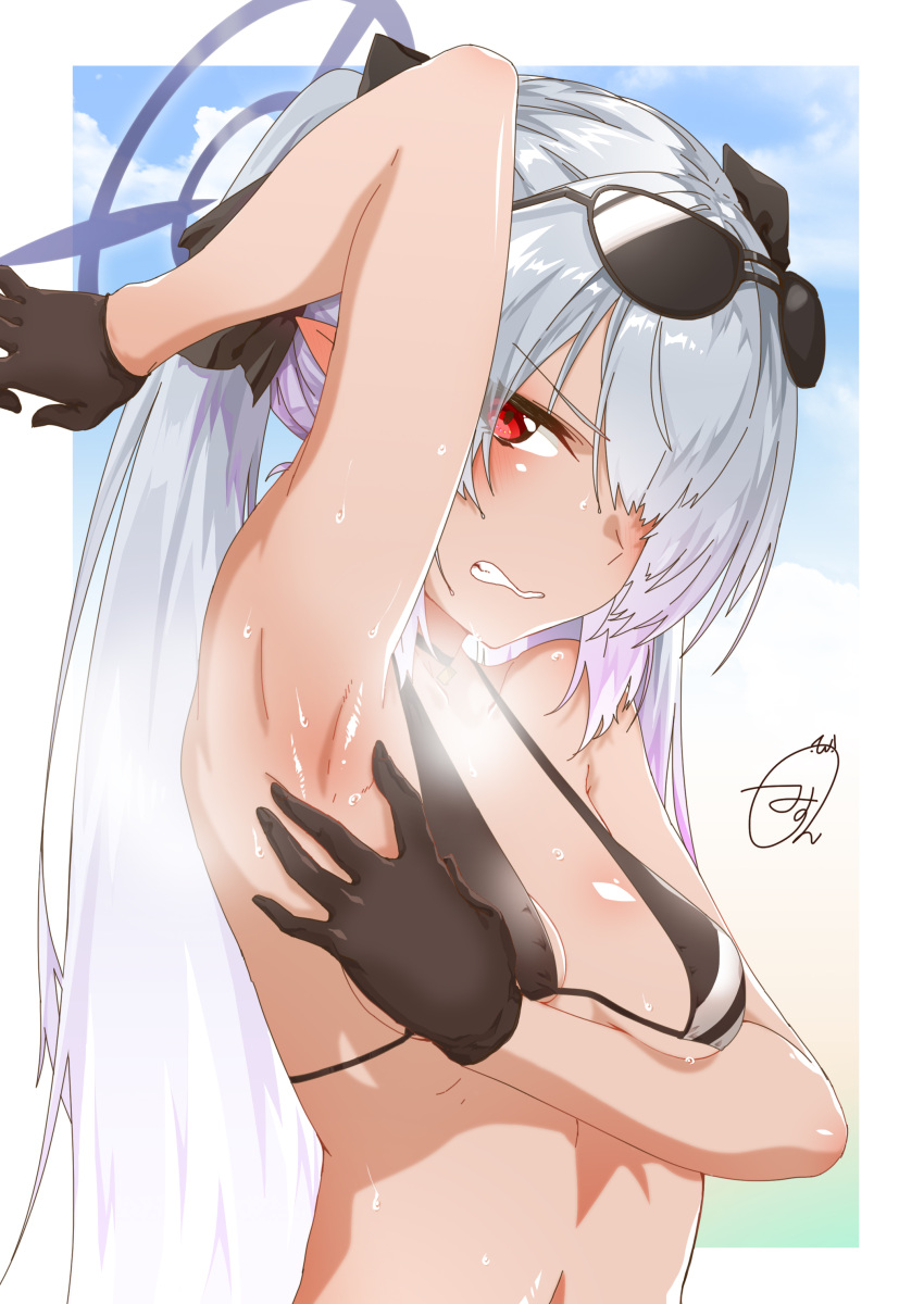 1girl absurdres arm_up armpits artist_name bikini black_bikini black_gloves blue_archive breasts dark-skinned_female dark_skin gloves hair_over_one_eye halo highres iori_(blue_archive) iori_(swimsuit)_(blue_archive) looking_at_viewer myon2 official_alternate_costume pointy_ears presenting_armpit red_eyes signature silver_hair small_breasts solo spread_armpit swimsuit twintails