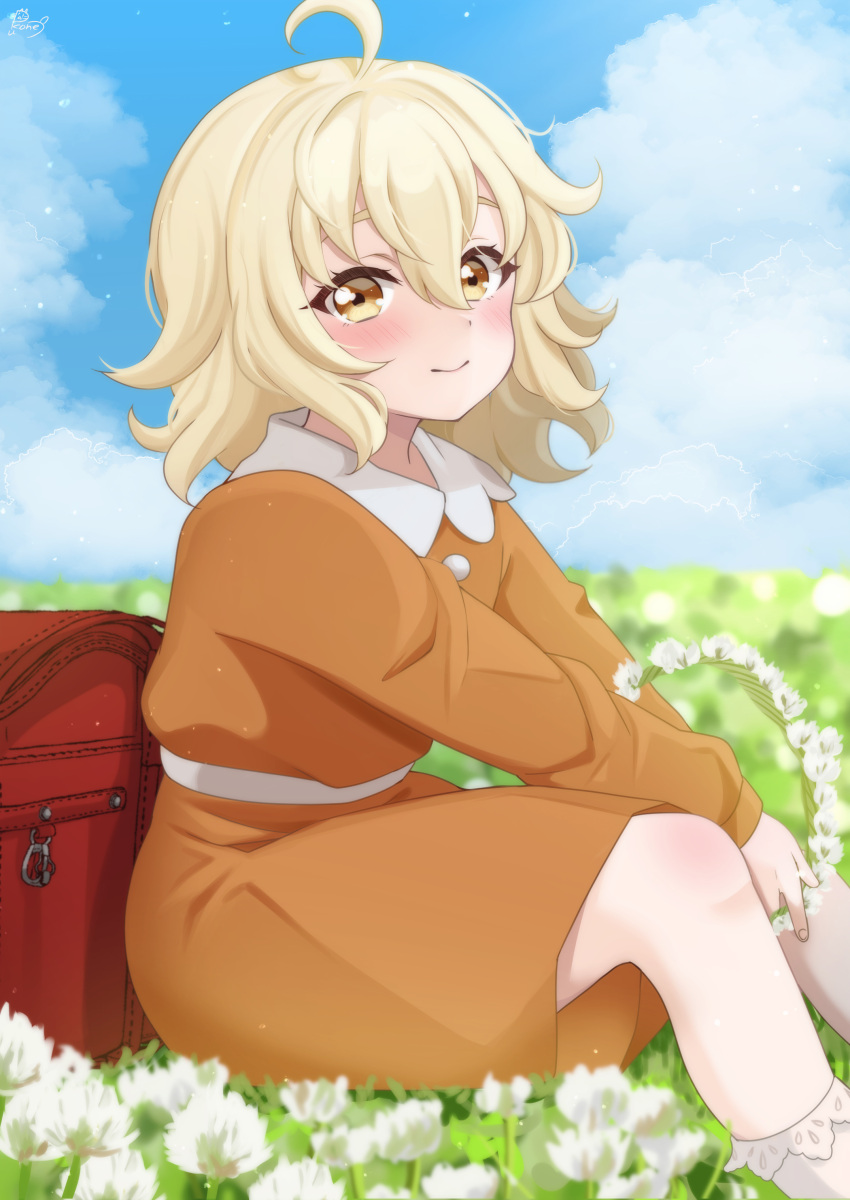 1girl absurdres ahoge backpack bag blonde_hair blue_sky blush child closed_mouth cloud commentary_request dress feet_out_of_frame field flower flower_field frilled_legwear highres kneehighs long_sleeves love_live! love_live!_nijigasaki_high_school_idol_club miyashita_ai orange_dress orange_eyes pukonuu randoseru short_hair signature sitting sky smile solo white_legwear wreath younger