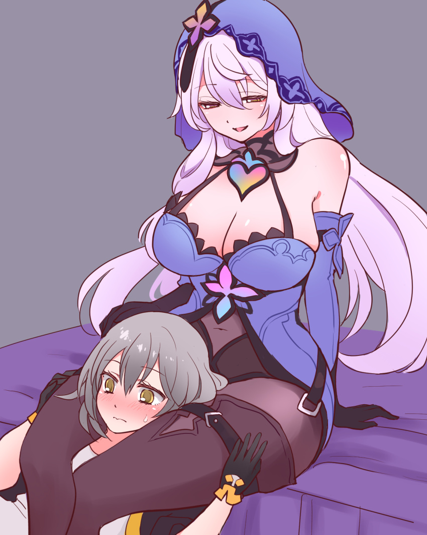 2girls :d arm_support bare_shoulders between_thighs black_gloves black_swan_(honkai:_star_rail) blush breasts brown_eyes covered_navel curvy detached_sleeves gloves grey_background grey_hair hair_between_eyes half-closed_eyes hand_on_another's_head hands_on_another's_thighs highres honkai:_star_rail honkai_(series) large_breasts looking_down multiple_girls nagasawa_(tthnhk) open_mouth simple_background sitting smile stelle_(honkai:_star_rail) sweatdrop trailblazer_(honkai:_star_rail) veil white_hair yellow_eyes yuri